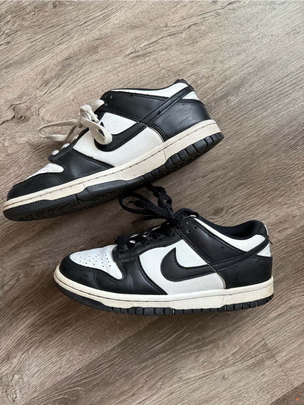 Nike dunk low Panda 4.5Y